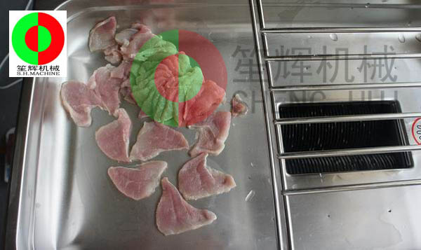 切肉機